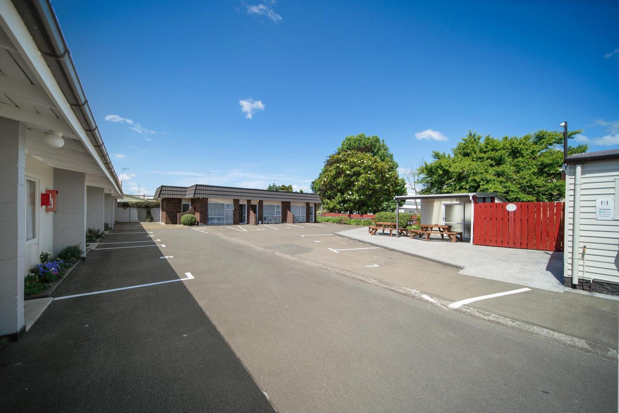 Viking Lodge Motel Tahoraiti Экстерьер фото